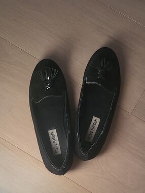 Steve Madden Black Tassel Suede Loafers
